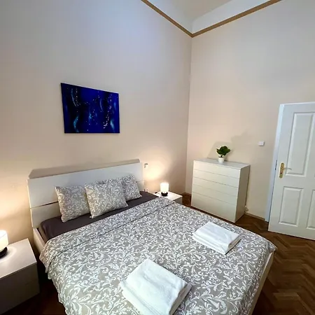 Charles Bridge Apartmán